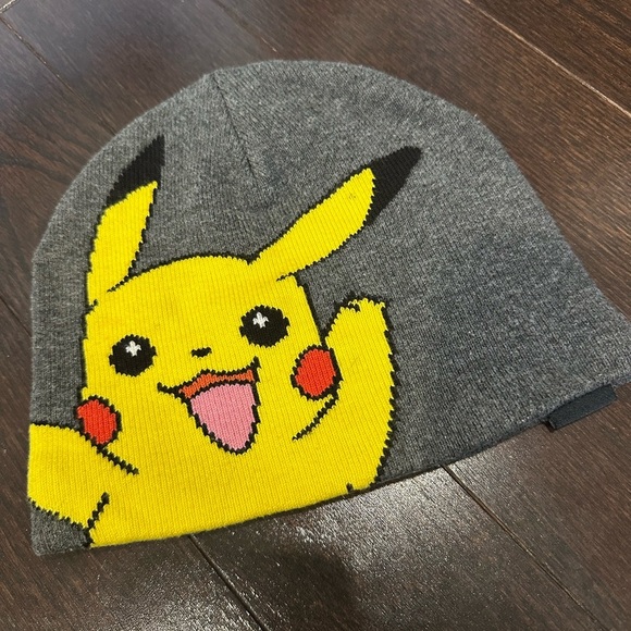 ⚡️2/$25⚡️Official Pokémon x H&M Gray Yellow Pikachu Kids Winter Knit Hat| 4-8Y - Picture 6 of 6